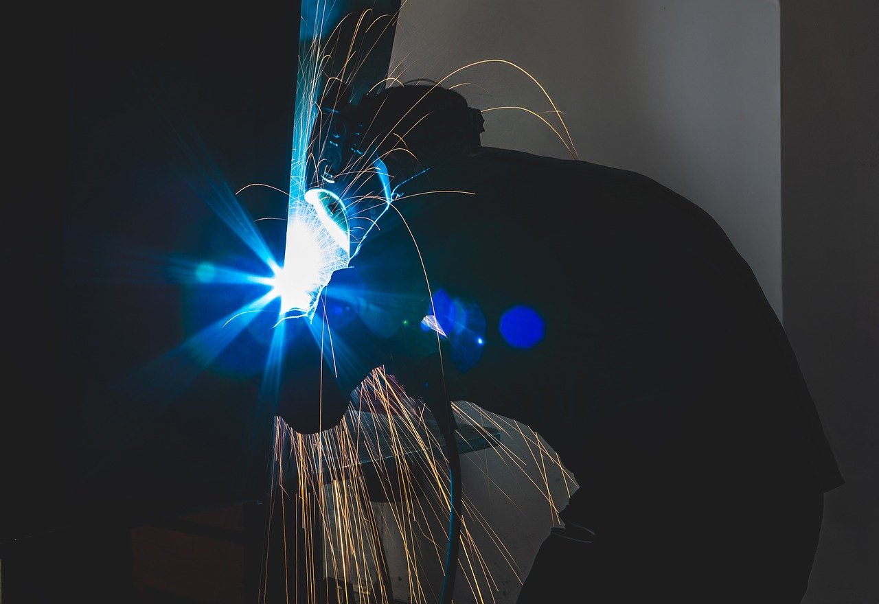 erfahren sie, wie sie die mitarbeiterbindung in ihrem unternehmen verbessern können. entdecken sie effektive strategien und tipps zur steigerung der mitarbeiterzufriedenheit und -loyalität.