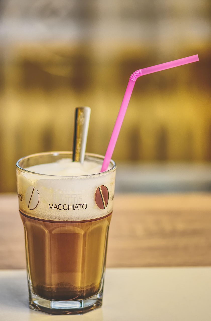 entdecken sie die wunderbare welt des milchschaums! erfahren sie, wie man perfekten milchschaum für ihre lieblingskaffees zubereitet und genießen sie unvergleichlichen geschmack und textur in jeder tasse.