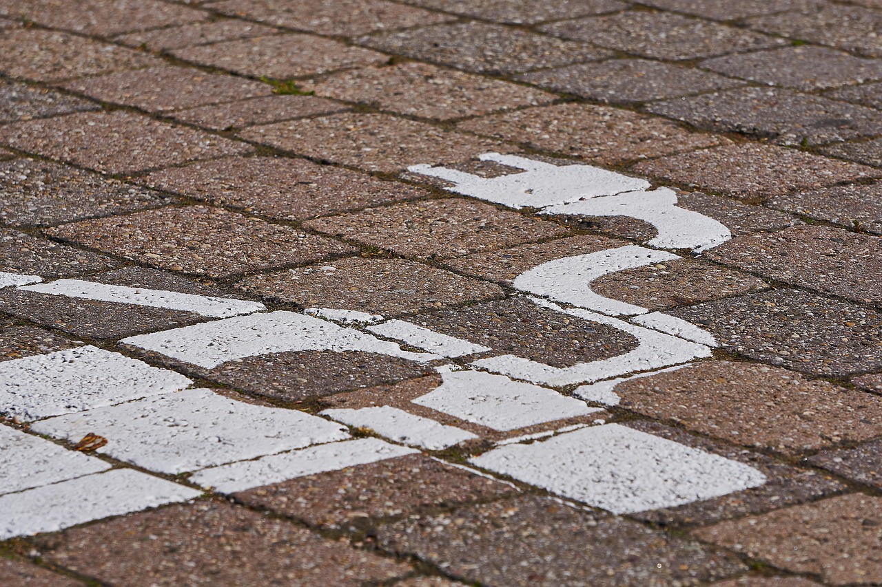 entdecken sie die zukunft der e-mobility: aktuelle trends, innovative technologien und nachhaltige lösungen für elektromobilität. alles rund um e-autos, ladeinfrastruktur und grüne mobilitätskonzepte.
