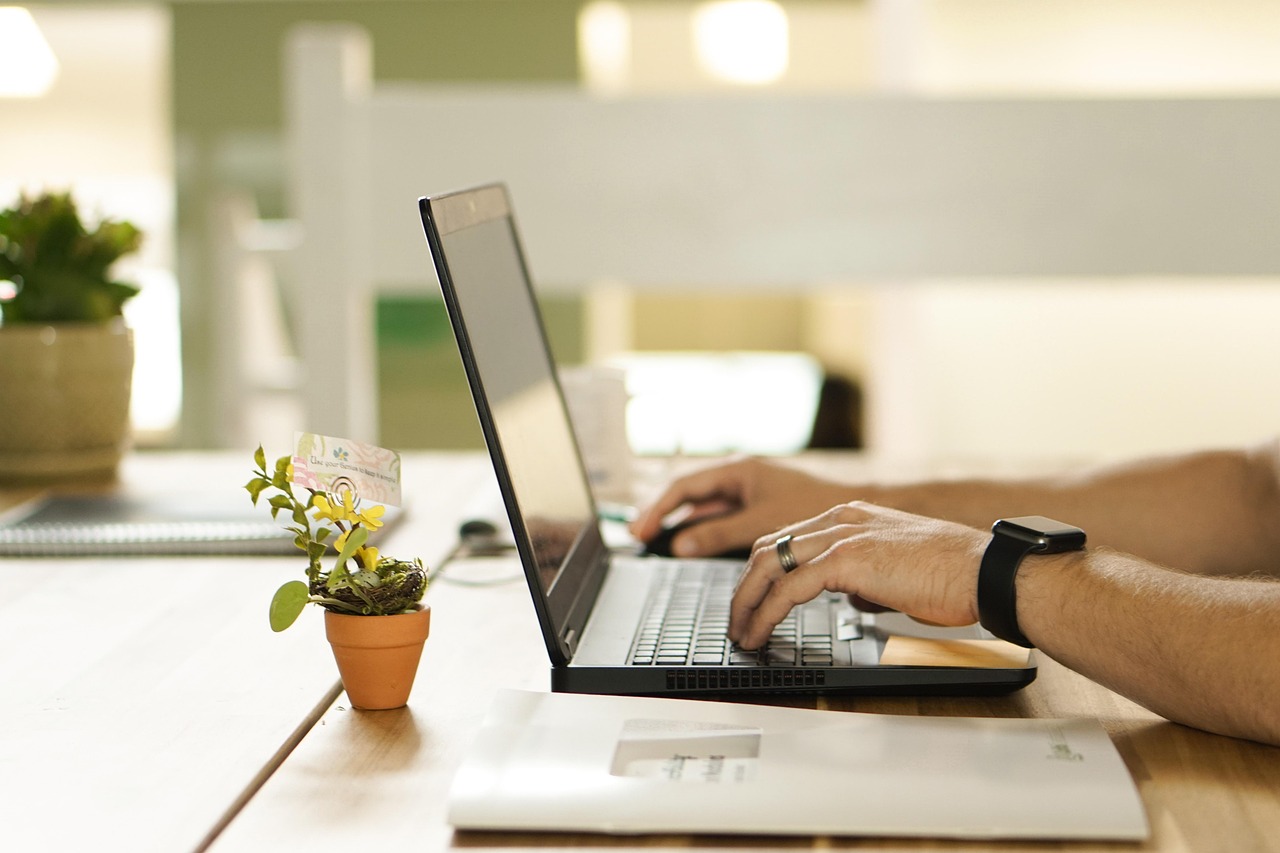 entdecken sie, wie sie mit einem online-business erfolgreich durchstarten können. tipps, tools und strategien für anfänger und profis – jetzt informieren und online geld verdienen!